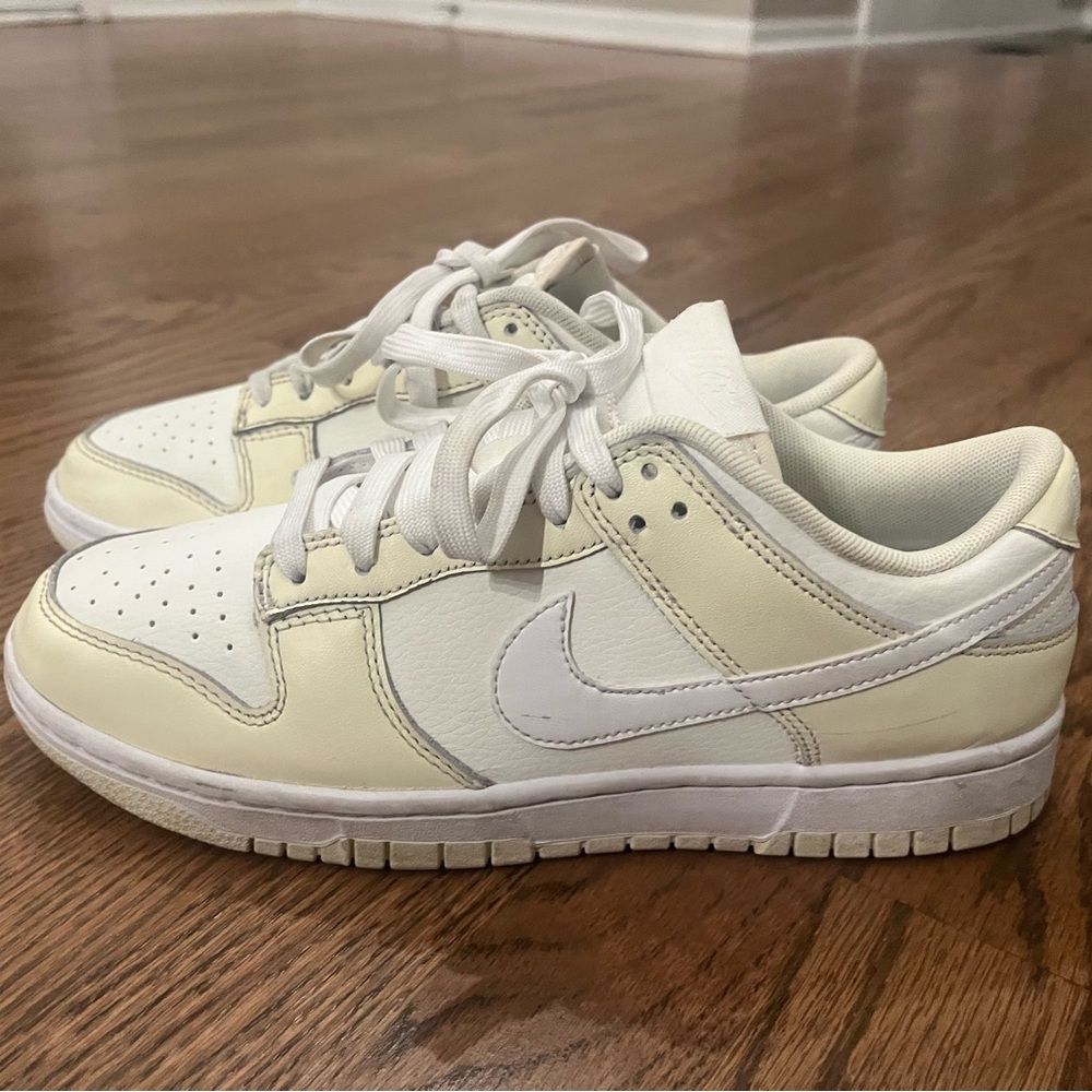 Men’s Nike Coconut Milk Low Dunk Retro Sneakers